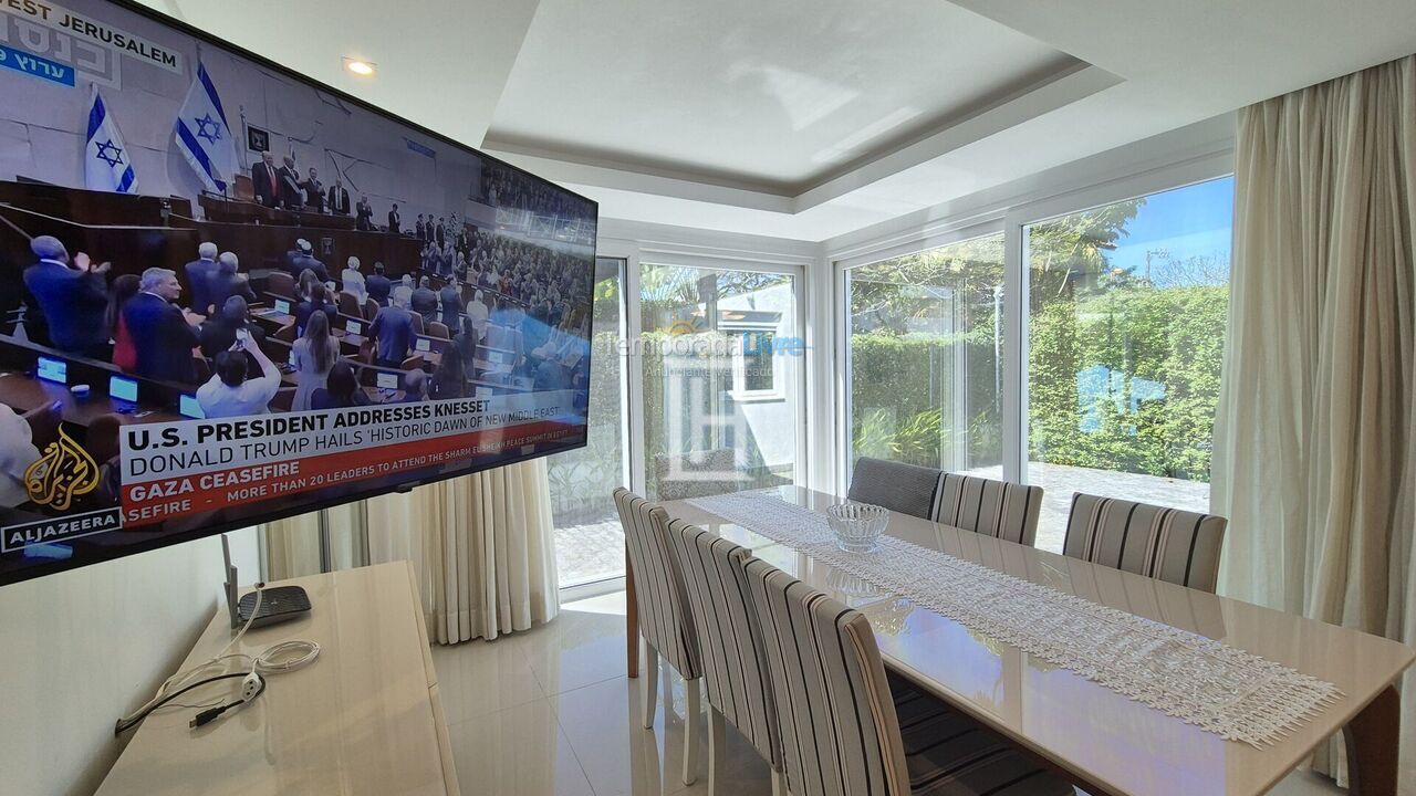 House for vacation rental in Florianopolis (Jurerê Internacional)