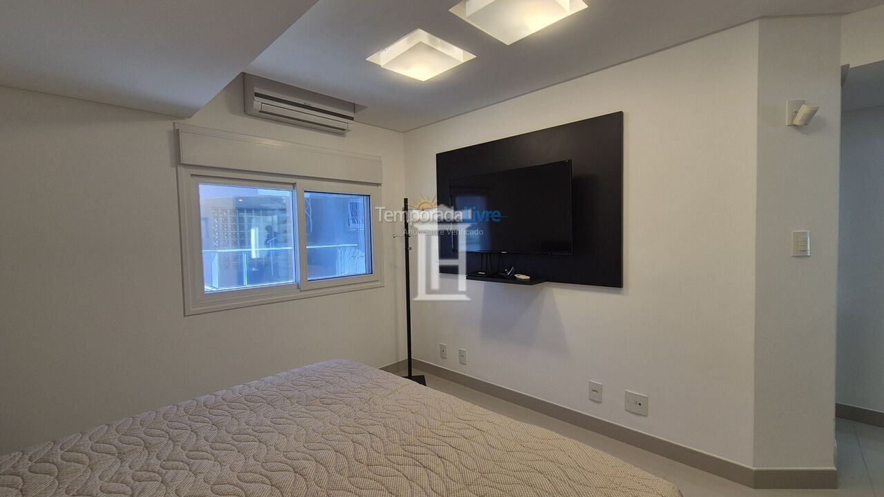 House for vacation rental in Florianopolis (Jurerê Internacional)