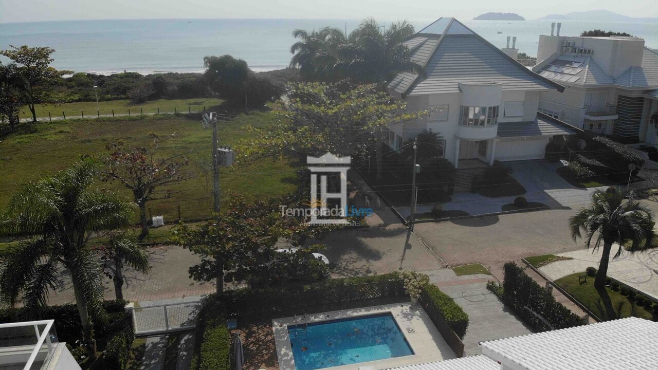 House for vacation rental in Florianopolis (Jurerê Internacional)