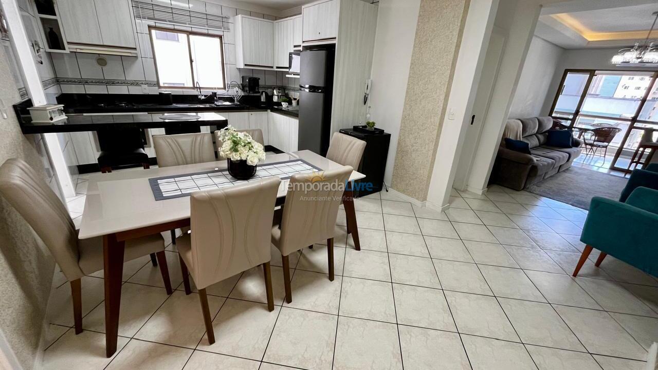Apartamento para alquiler de vacaciones em Itapema (Meia Praia)