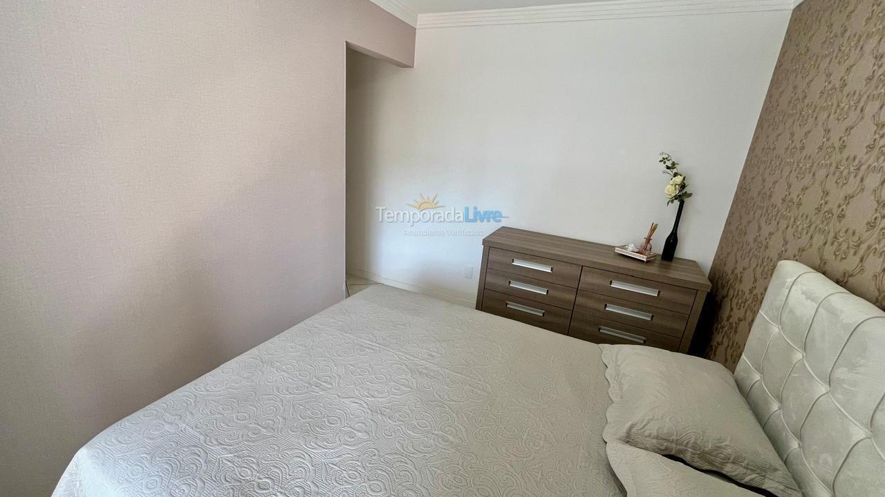 Apartamento para alquiler de vacaciones em Itapema (Meia Praia)
