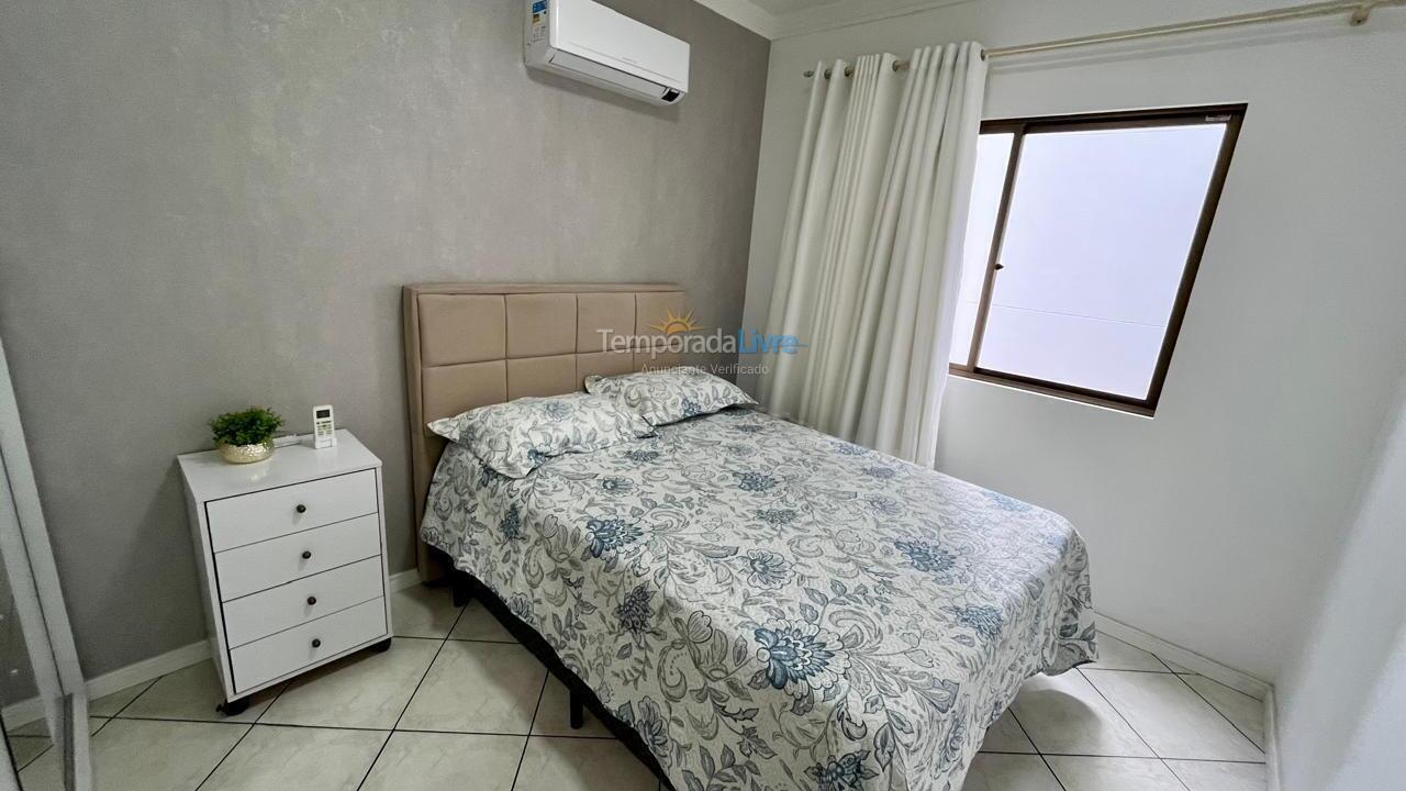 Apartamento para alquiler de vacaciones em Itapema (Meia Praia)
