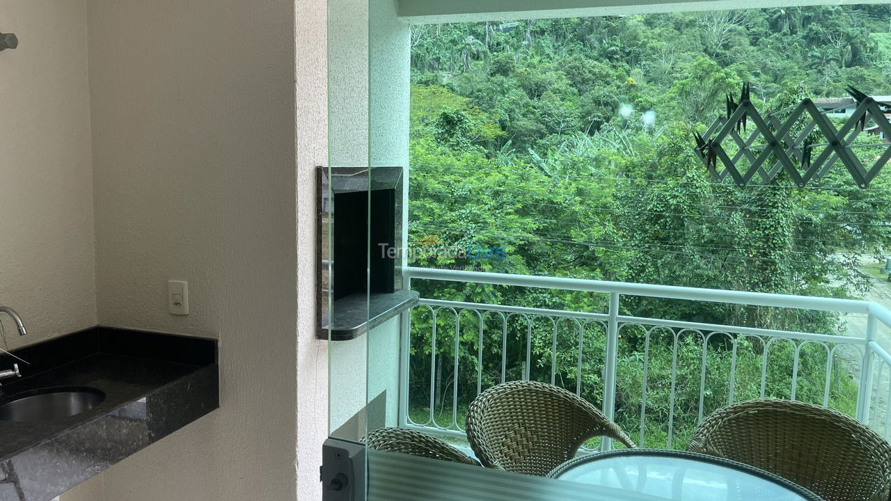 Apartamento para alquiler de vacaciones em Bombinhas (Praia de Bombas)