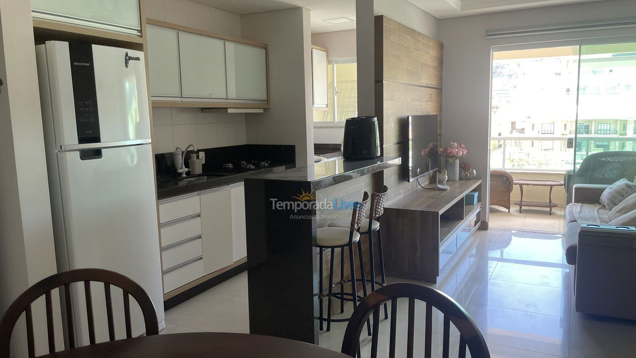 Apartamento para alquiler de vacaciones em Bombinhas (Praia de Bombas)