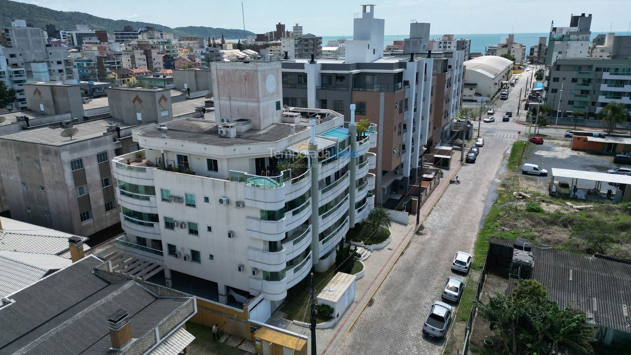 Apartamento para alquiler de vacaciones em Bombinhas (Praia de Bombas)