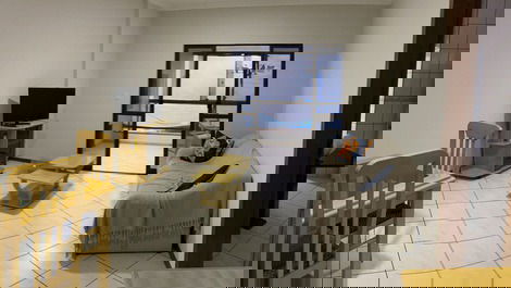 Apartamento há 160 metros da praia