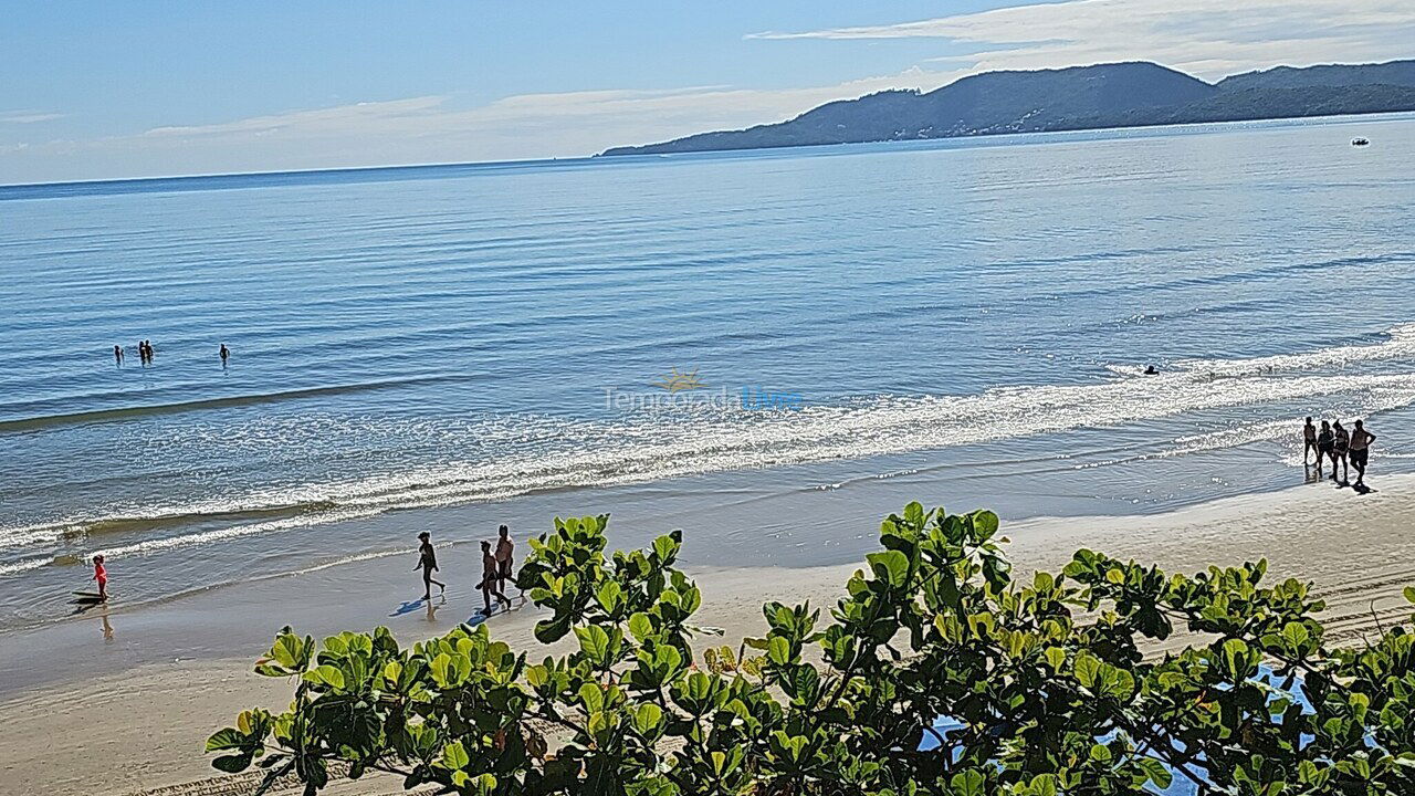 Apartamento para aluguel de temporada em Itapema (Meia Praia)