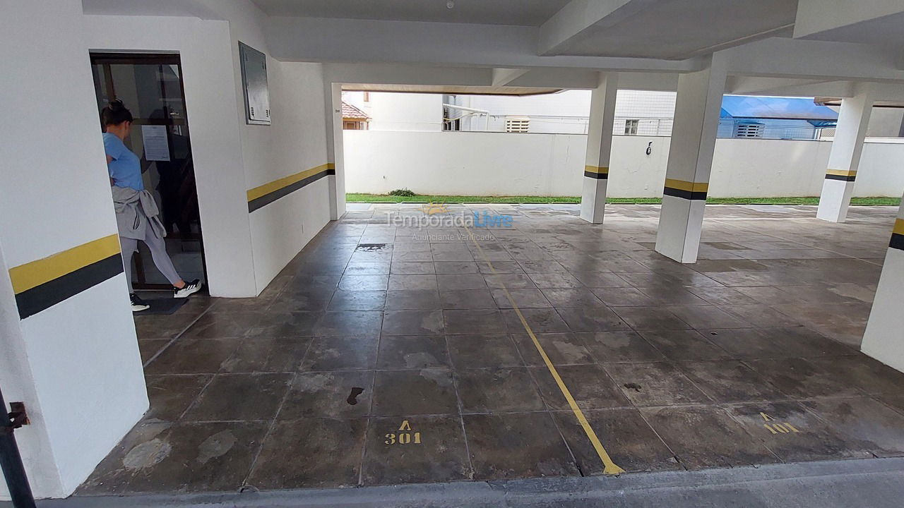Apartamento para aluguel de temporada em Florianopolis (Praia dos Ingleses)