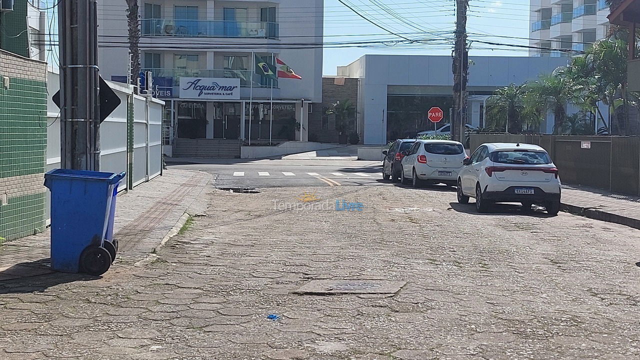 Apartamento para aluguel de temporada em Florianopolis (Praia dos Ingleses)