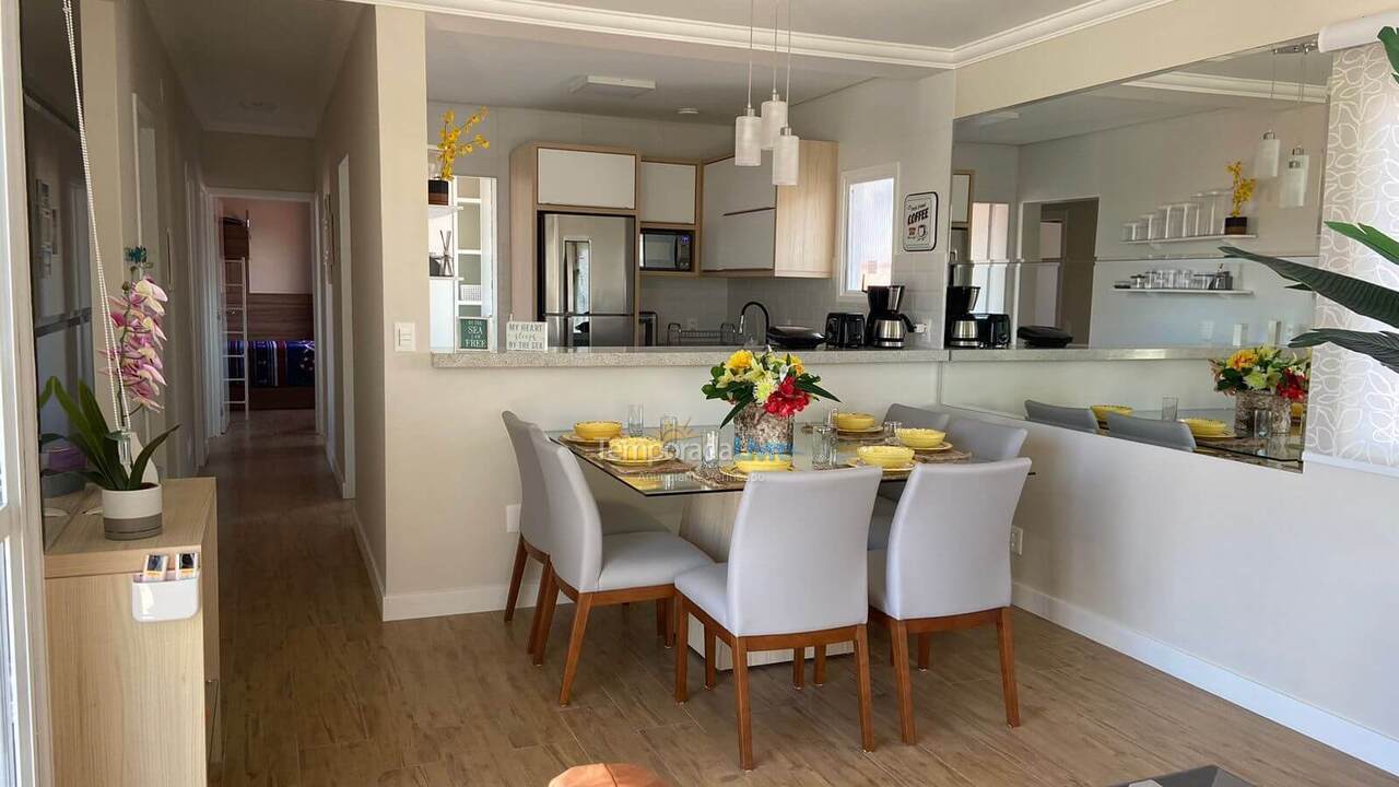 Apartamento para aluguel de temporada em Florianopolis (Praia dos Ingleses)