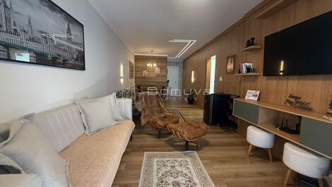 Seasonal rental on the seafront, 2 bedrooms, including 1 suite, downtown