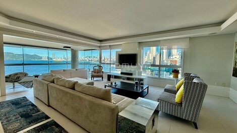 Seasonal rental facing the sea with 3 suites in Balneário Camboriú