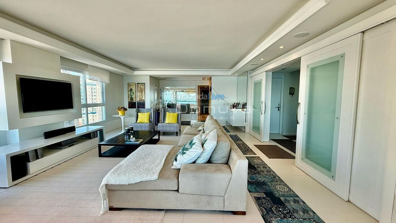 Apartment for vacation rental in Balneário Camboriú (Centro)