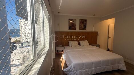 Seasonal rental on the seafront, 2 bedrooms, including 1 suite, downtown