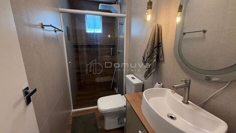 Seasonal rental on the seafront, 2 bedrooms, including 1 suite, downtown