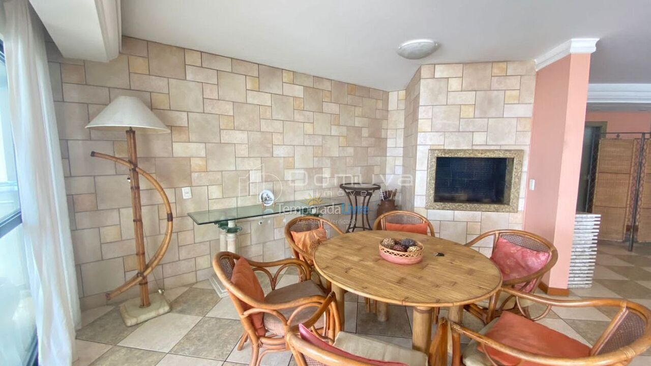 Apartment for vacation rental in Balneário Camboriú (Centro)