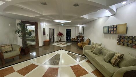 Seasonal rental facing the sea with 4 suites in Balneário Camboriú