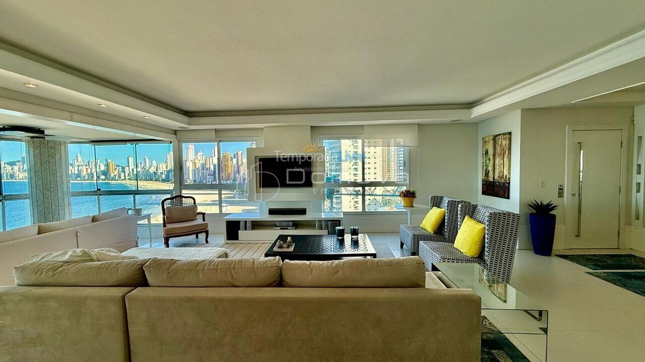 Apartment for vacation rental in Balneário Camboriú (Centro)