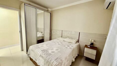 Seasonal rental of a 3-bedroom beachfront building in Balneario Camboriu