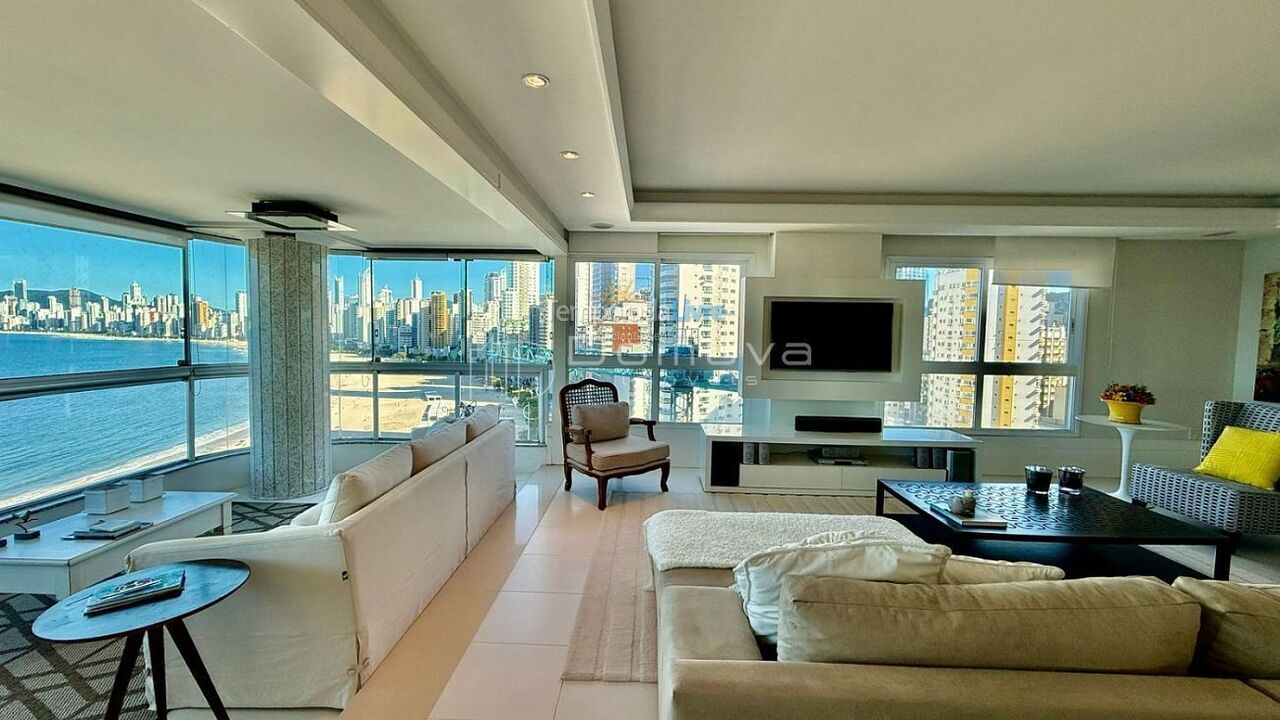 Apartment for vacation rental in Balneário Camboriú (Centro)