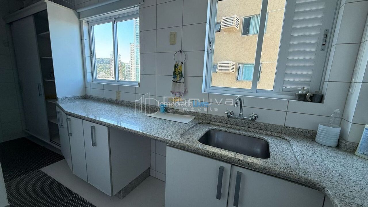 Apartment for vacation rental in Balneário Camboriú (Centro)