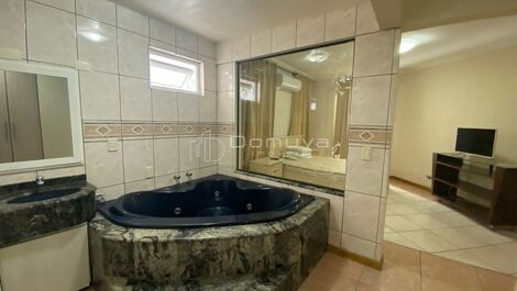 Seasonal rental facing the sea with 4 suites in Balneário Camboriú