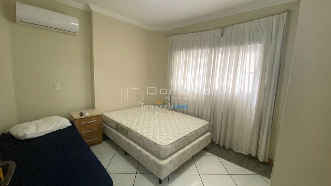 Apartment for vacation rental in Balneário Camboriú (Centro)