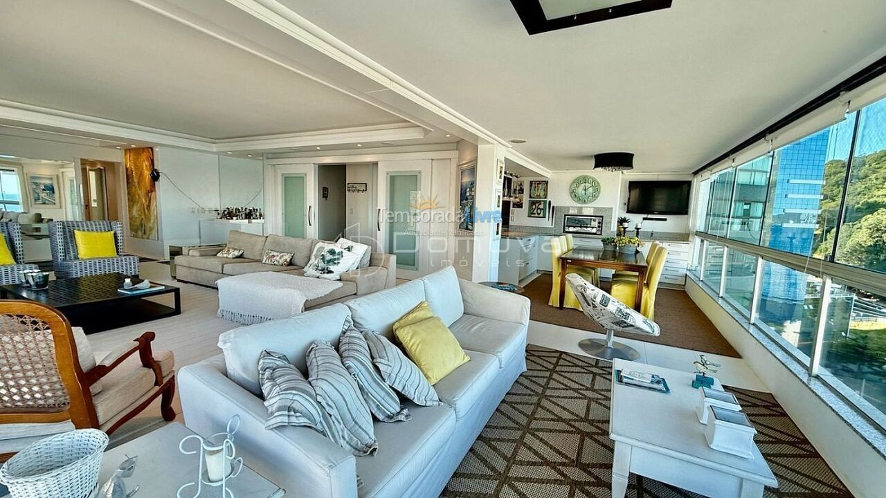 Apartment for vacation rental in Balneário Camboriú (Centro)