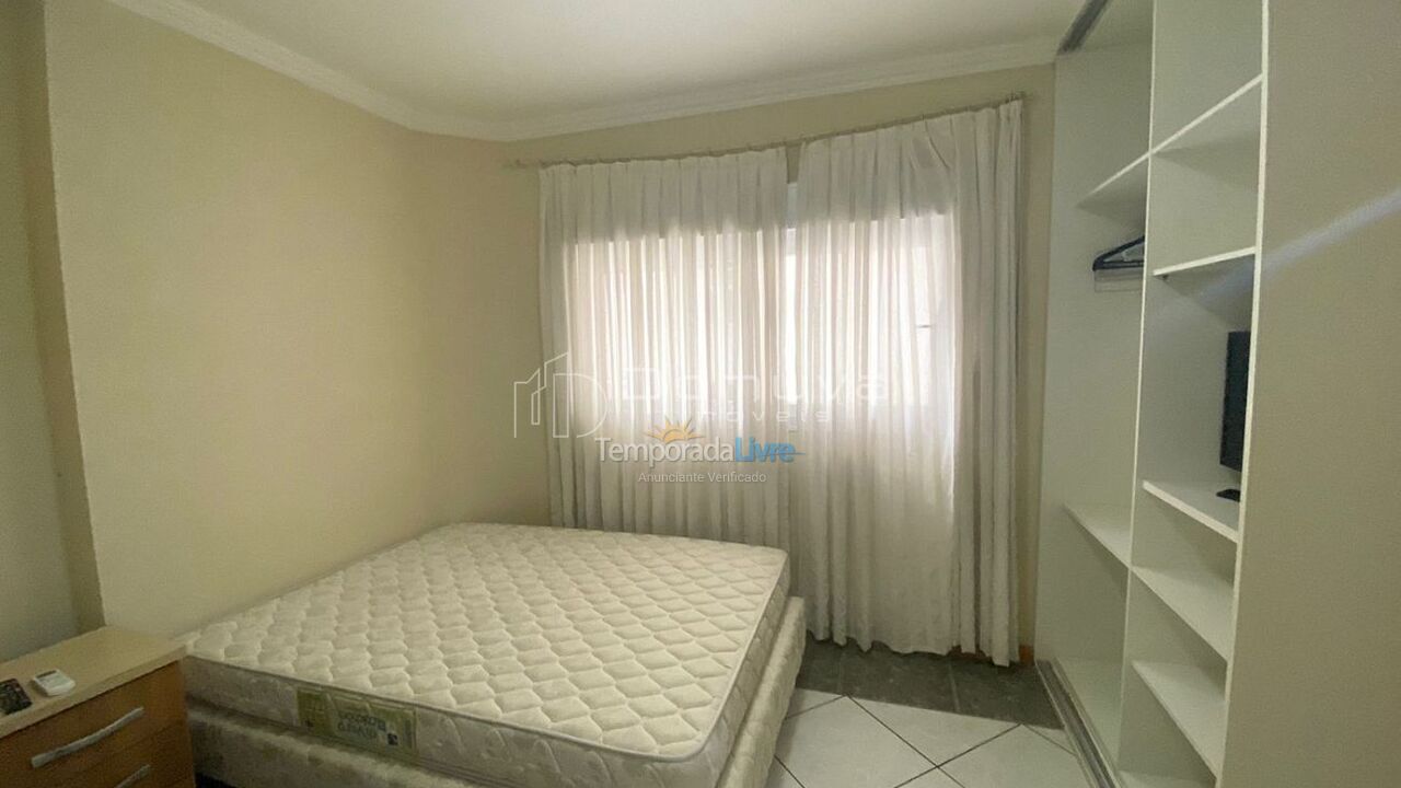 Apartment for vacation rental in Balneário Camboriú (Centro)