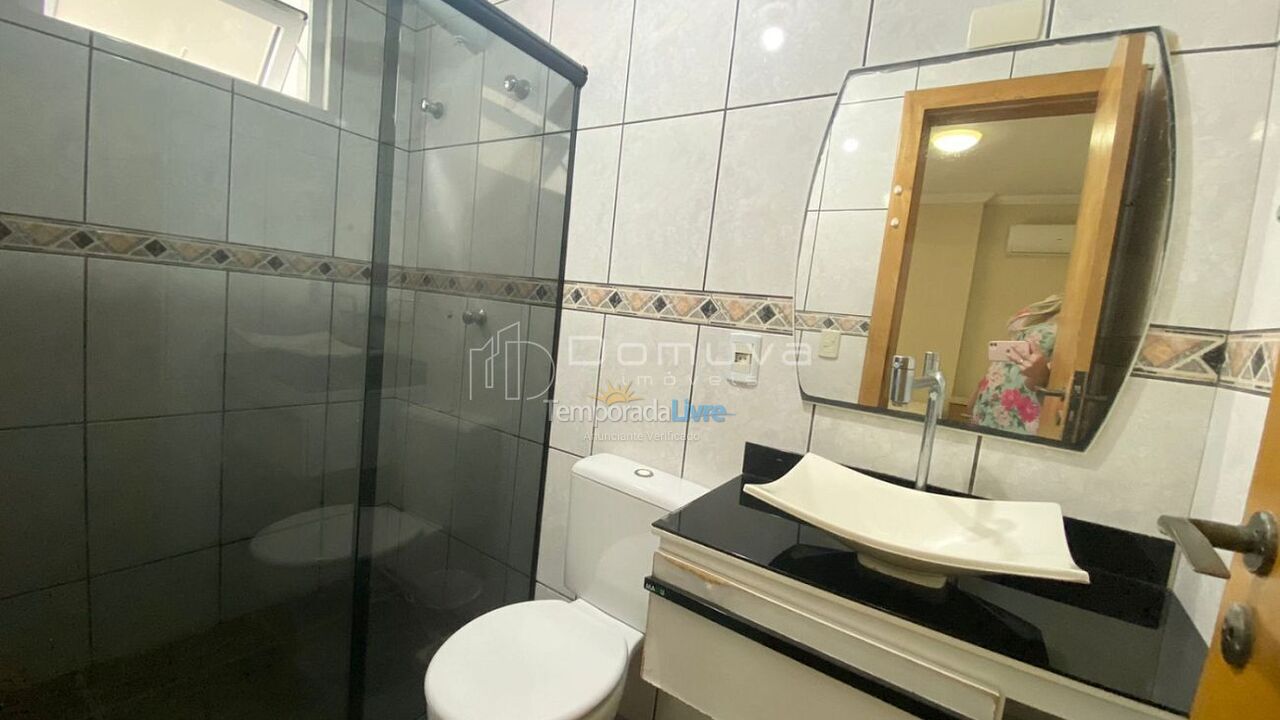 Apartment for vacation rental in Balneário Camboriú (Centro)
