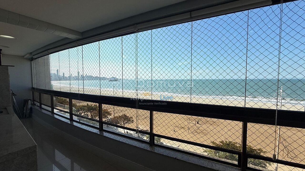 Apartamento para aluguel de temporada em Balneário Camboriú (Centro)