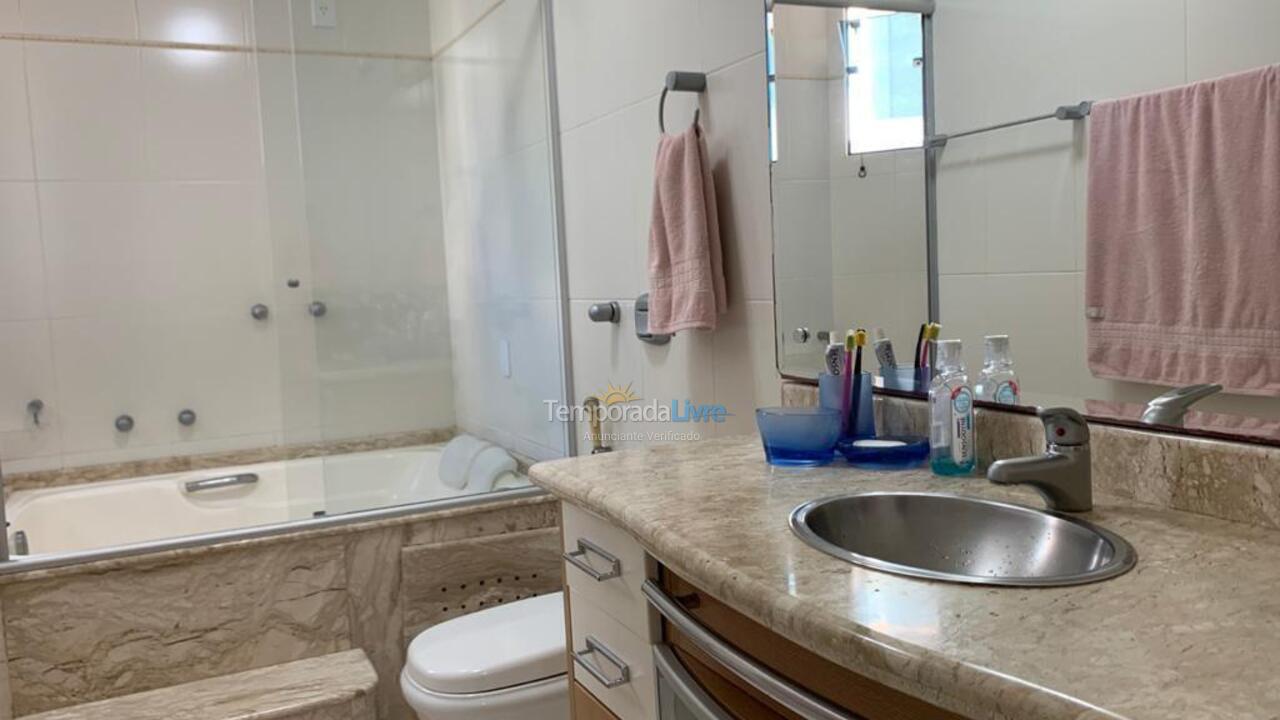 Apartamento para aluguel de temporada em Itapema (Andorinha)