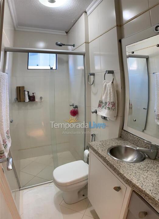 Apartamento para aluguel de temporada em Itapema (Andorinha)