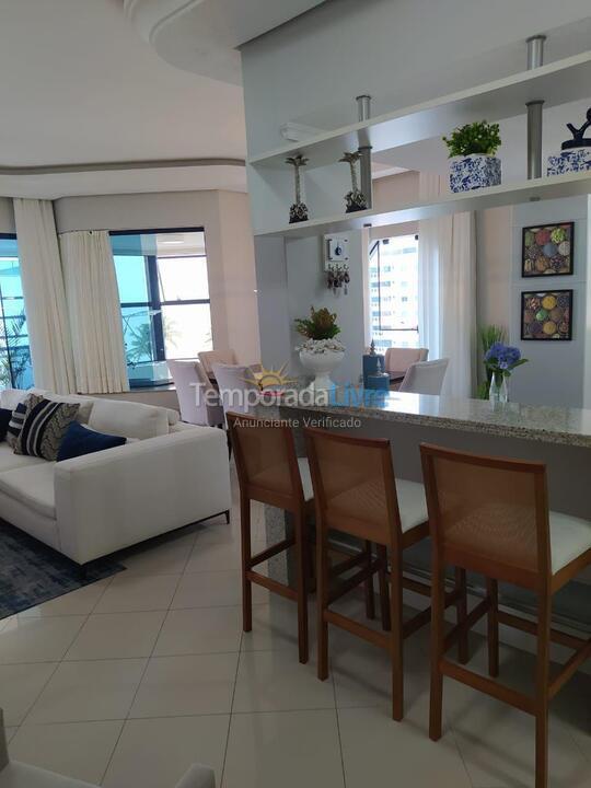 Apartamento para aluguel de temporada em Itapema (Andorinha)