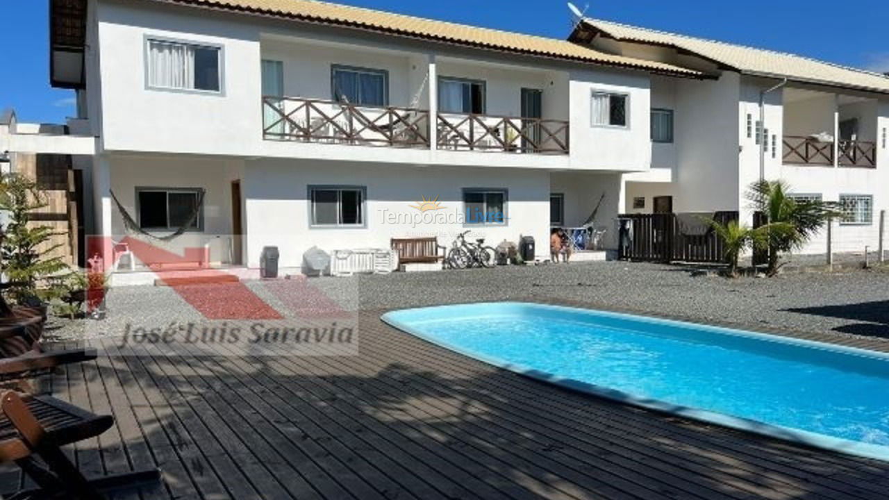 Apartamento para alquiler de vacaciones em Bombinhas (Praia de Bombas)