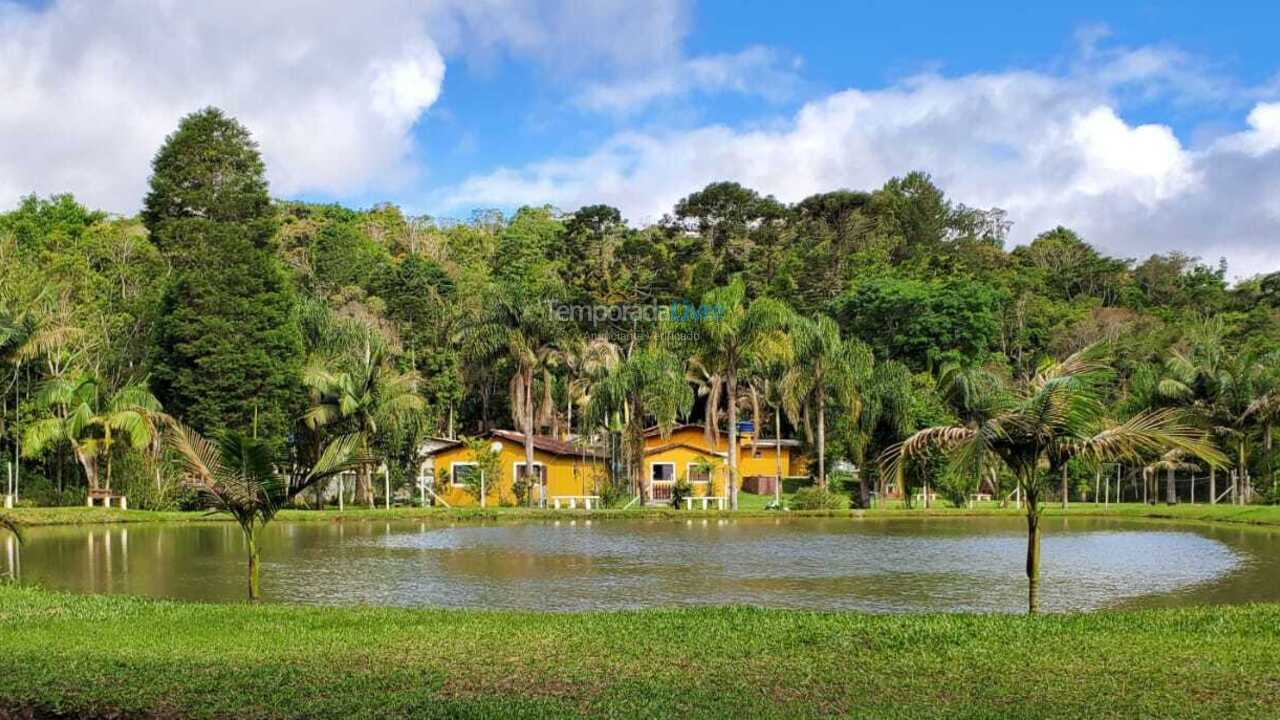 Chácara / sítio para aluguel de temporada em Juquitiba (Ritas)
