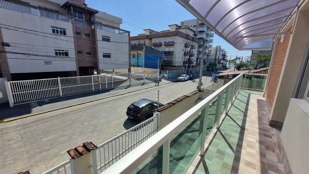 Casa para aluguel de temporada em Ubatuba (Praia Grande)