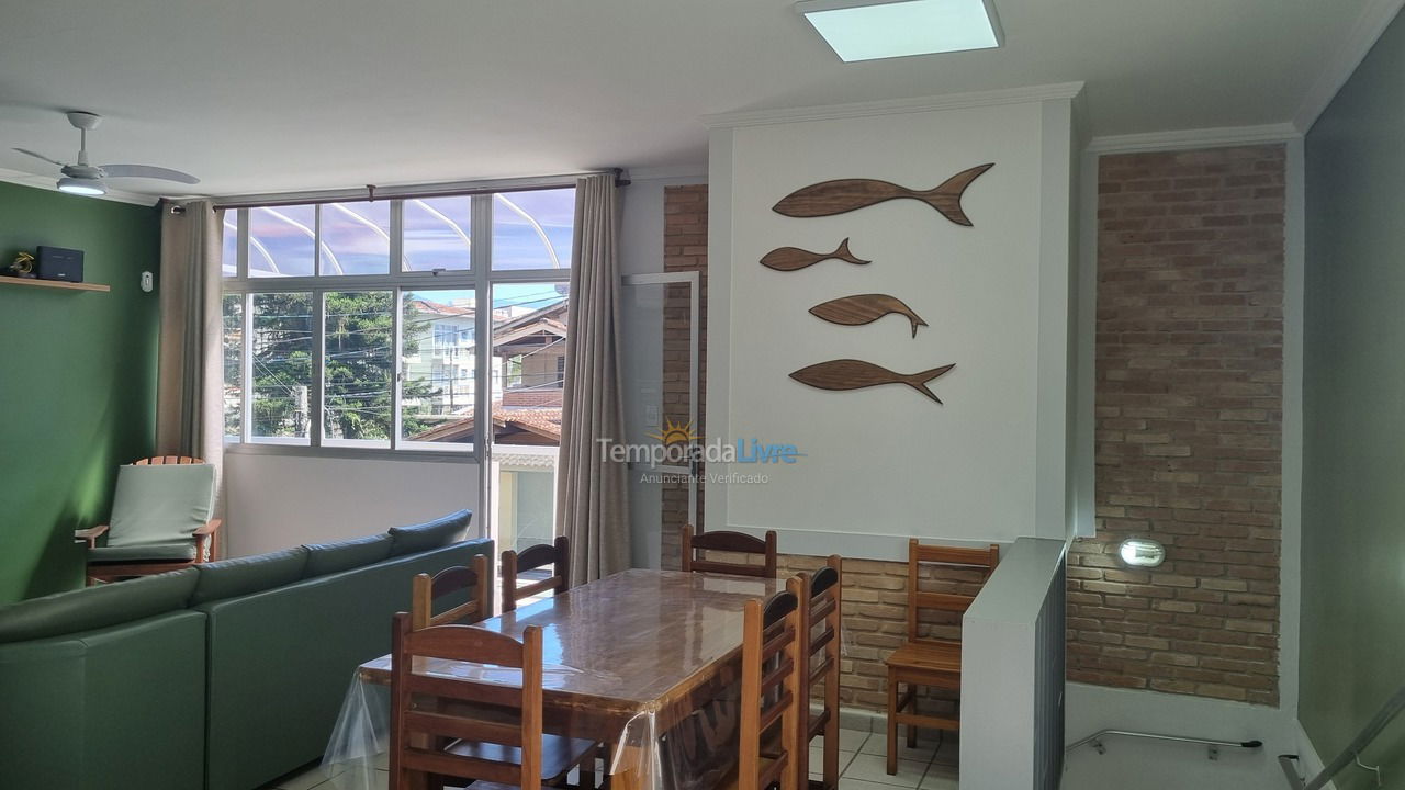 Casa para aluguel de temporada em Ubatuba (Praia Grande)