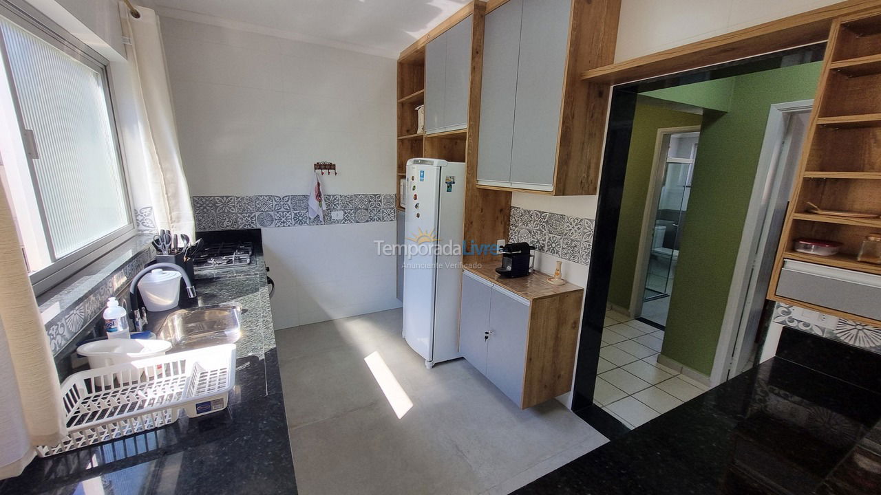 Casa para aluguel de temporada em Ubatuba (Praia Grande)