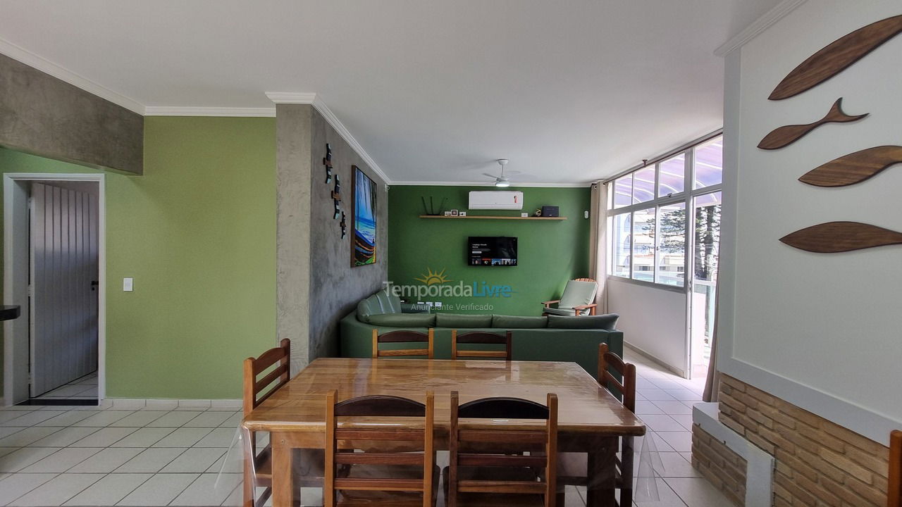 Casa para aluguel de temporada em Ubatuba (Praia Grande)