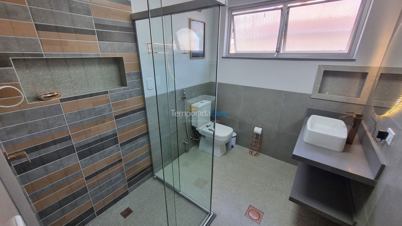 Casa para aluguel de temporada em Ubatuba (Praia Grande)