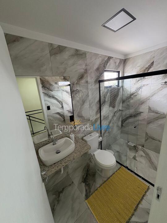 Casa para aluguel de temporada em Bombinhas (Canto Grande)