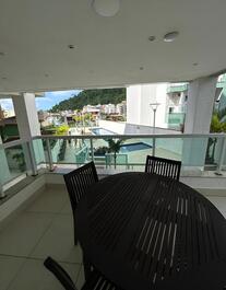 Apartment with full leisure facilities, air conditioning in the bedrooms and Wi-Fi