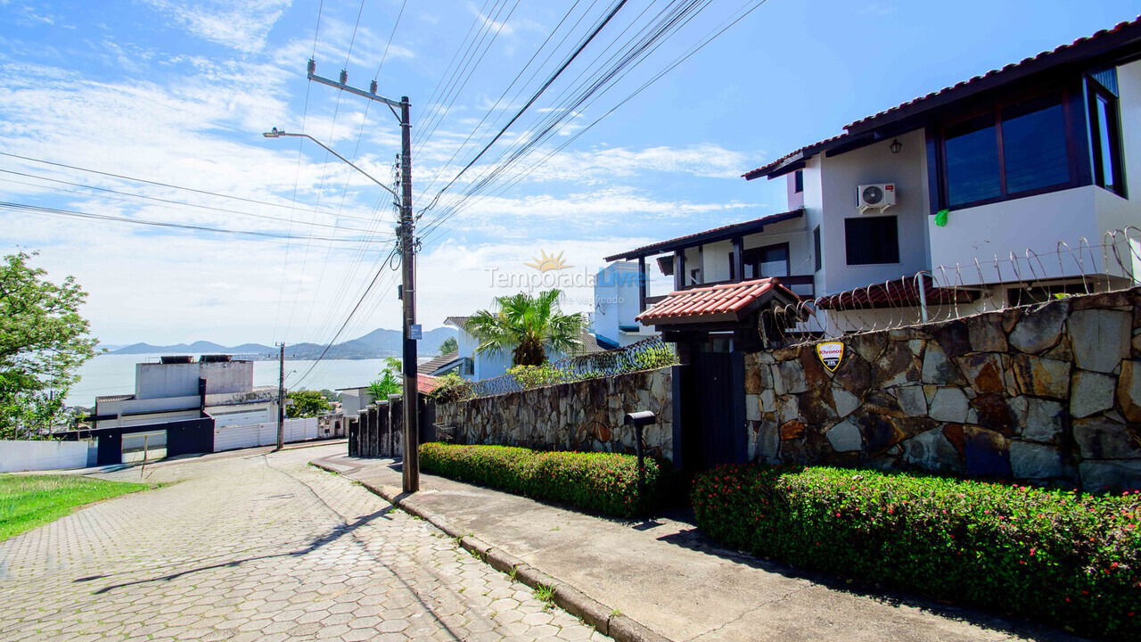 House for vacation rental in Florianópolis (Centro)