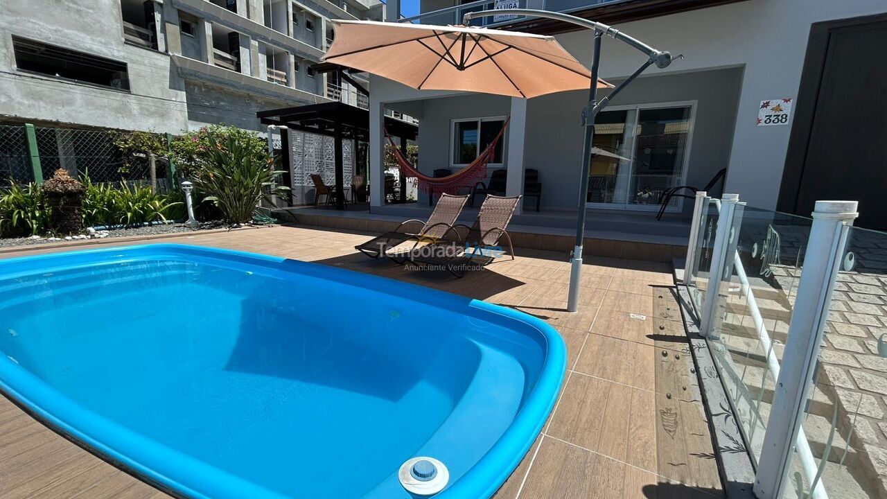 House for vacation rental in Bombinhas (Praia de Bombas)