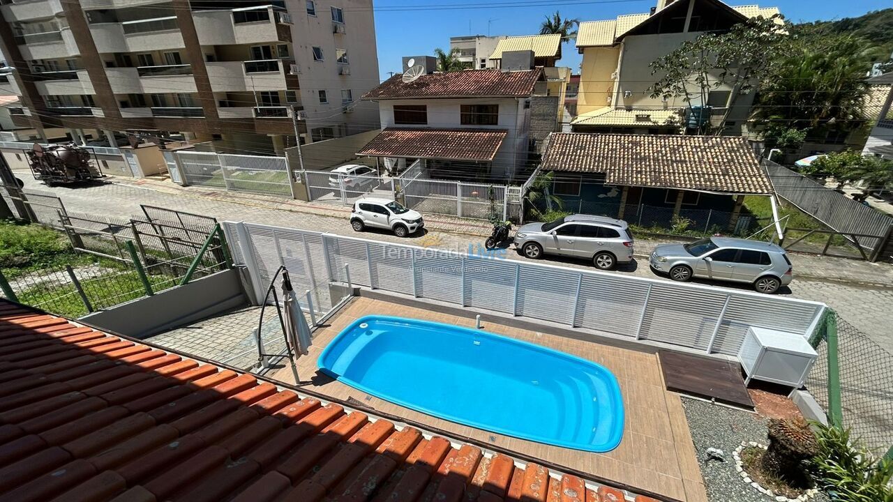 House for vacation rental in Bombinhas (Praia de Bombas)