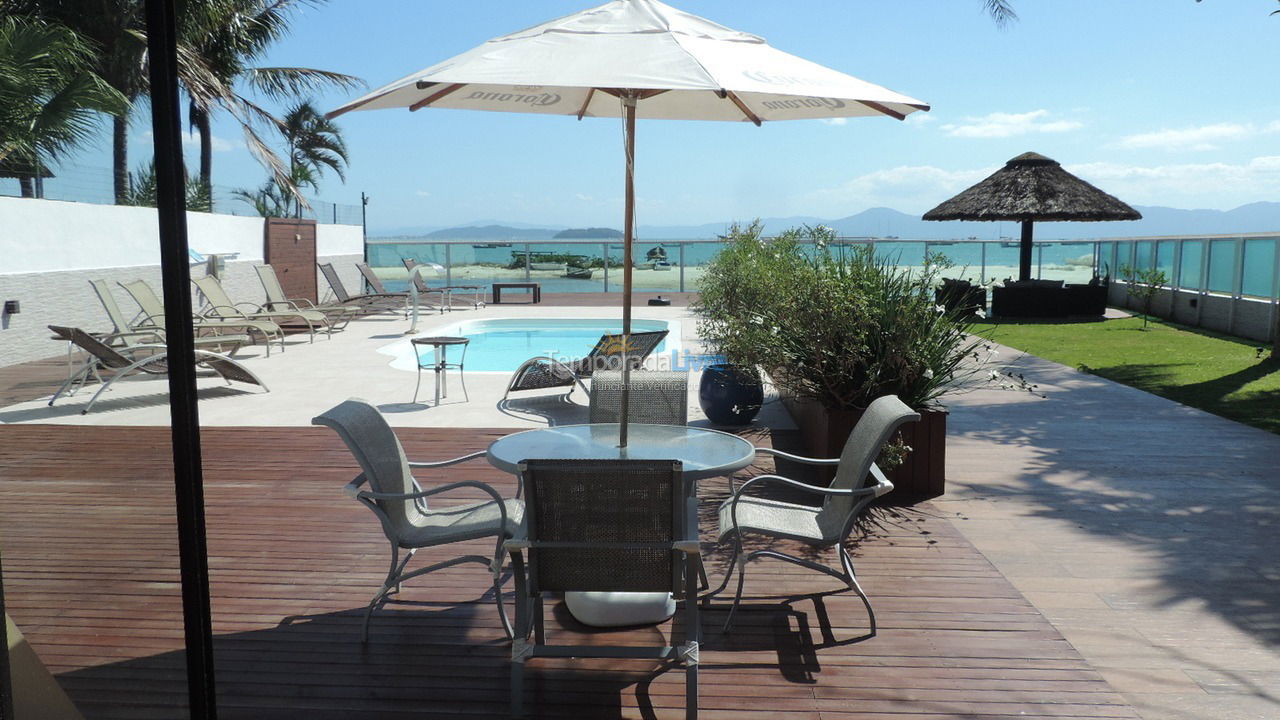 House for vacation rental in Florianópolis (Ponta das Canas)