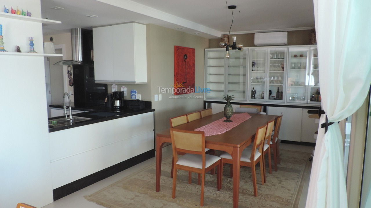 House for vacation rental in Florianópolis (Ponta das Canas)