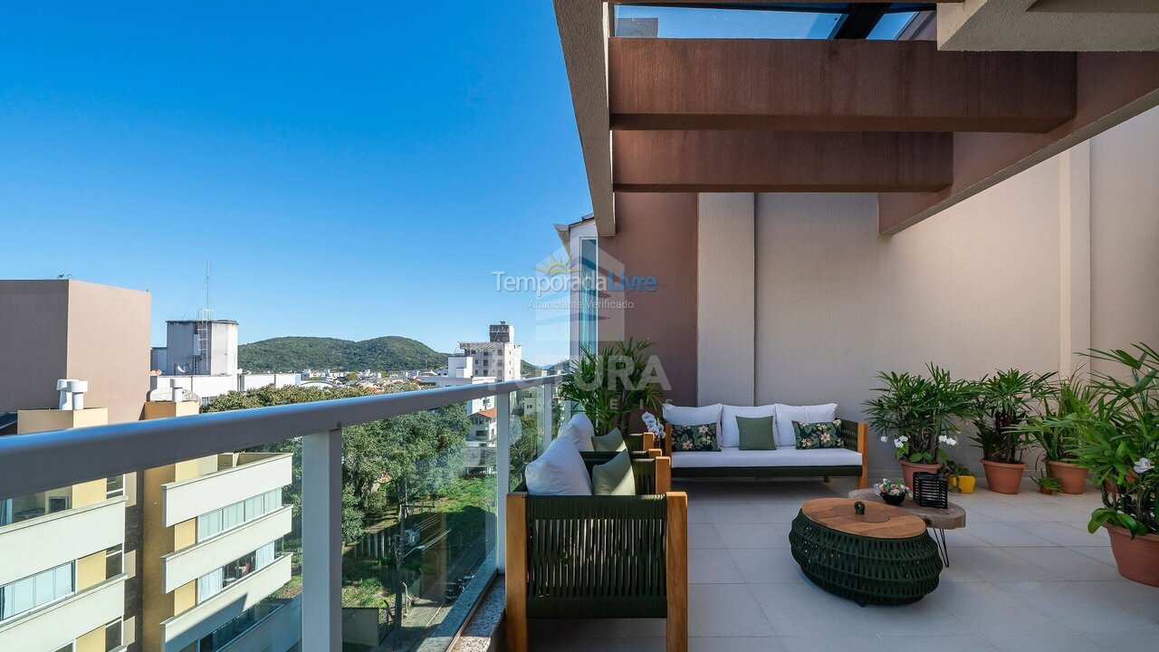 Apartamento para aluguel de temporada em Bombinhas (Praia de Bombas)