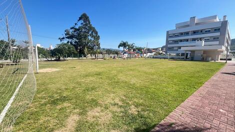 Beautiful 2 bedroom apartment with swimming pool - 250 meters from the sea